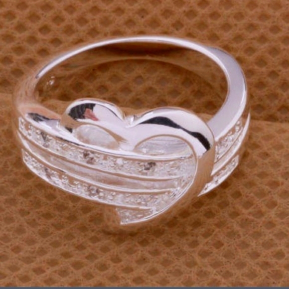 💜The Jasmine 💜 Sweetheart Ring Platinum with CZ - Picture 2 of 5